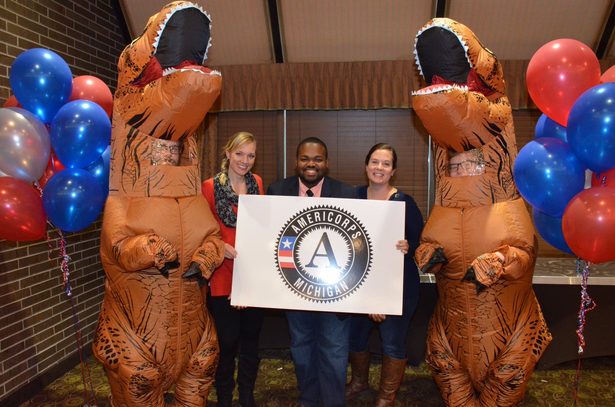 miamericorps's tweet photo. Michigan's AmeriCorps LeaderCorps is Dino-mite! #AmeriCorpsWorks Thanks @ServiceYear https://t.co/re6aPX7Dlh