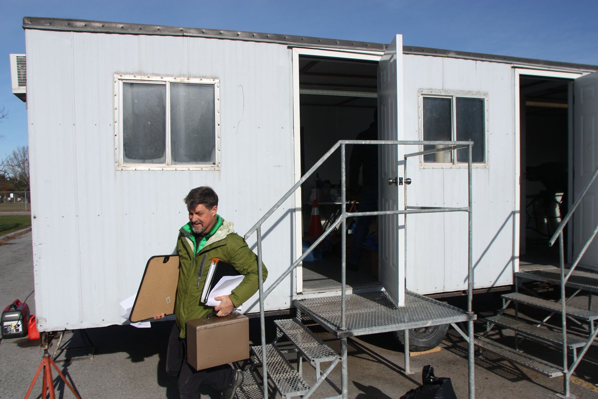 The picket station at <a href="/LoyalistCollege/">Loyalist College</a> has been taken down, but the strike continues. 

insidebelleville.com/news-story/792…