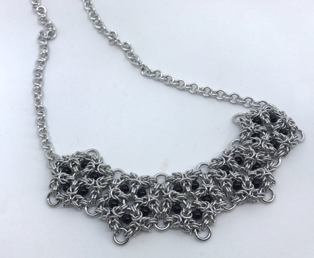 DrillhallStudio's tweet photo. ‘Pentagon’ chain maille necklace by Natasha Reibelt. $60. Lovely wearable art gift #thedrillhallstudio https://t.co/I5TxEhe9cc