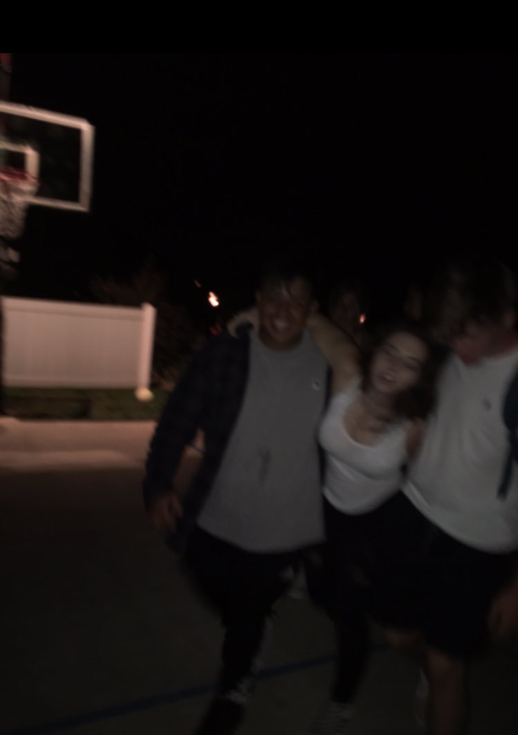 eerinbrady's tweet photo. Happy bday my psycho, wouldn't want to spend 25 min holding anyone else's hair!! love you Jose!!!❤️❤️😘😘 @EmilyZuberr https://t.co/esbKZB6nhB