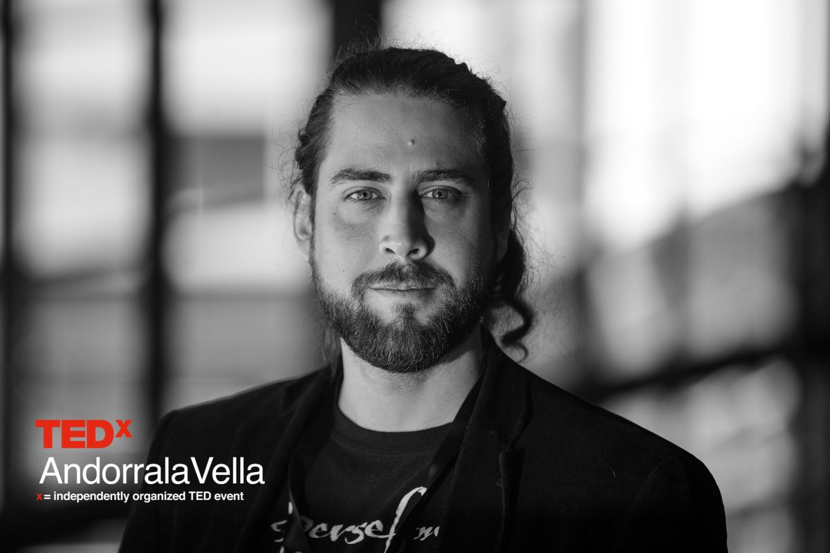TEDxAnd's tweet photo. Divendres nit🌛, sóna música de fons 🎼, comences a relaxar-te i desconnectar, però sense saber-ho estàs exercitant la teva ment💪🏻: La música, és fitness per la ment. Ens ho explica l'Héctor Pérez
https://t.co/aJFIw7X0gr https://t.co/tjywVcKoqD
