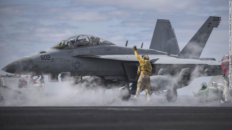 CNN's tweet photo. The US Navy admits an aircrew drew a penis in the sky https://t.co/R7LSIPWlj8 https://t.co/IOD4h2CYkv