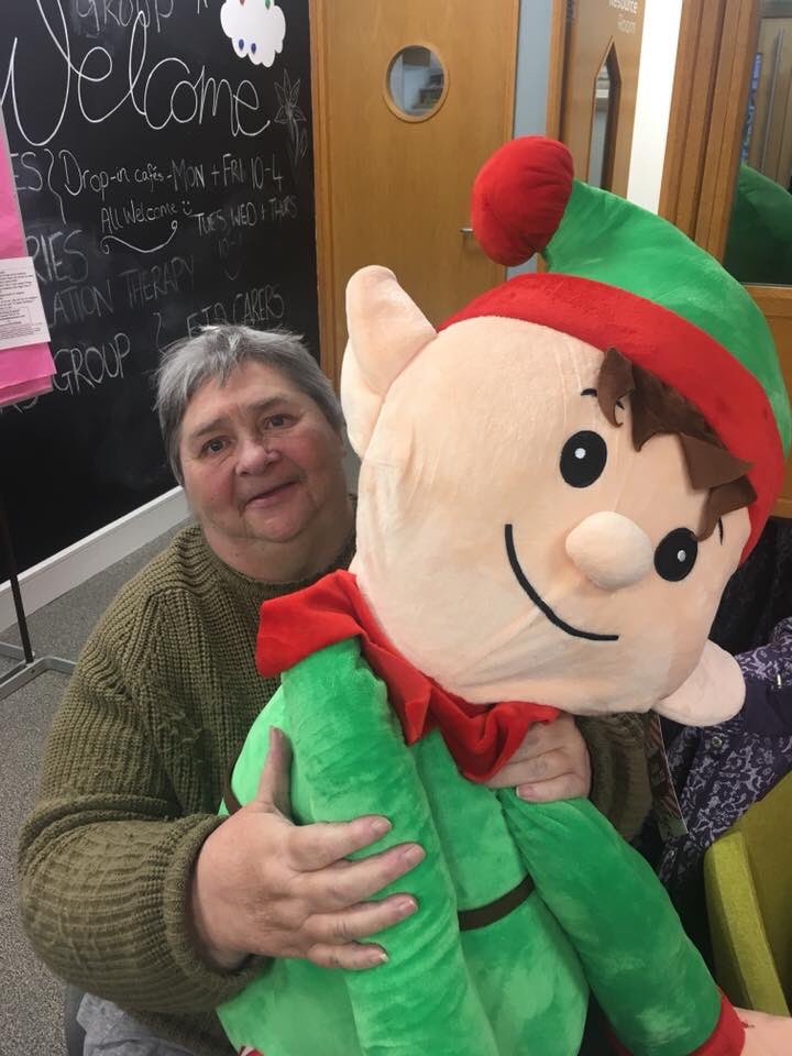 Jean5724's tweet photo. #elfieselfie happening in Helensburgh! Join @Argyll_ButeTSI Helensburgh &amp; partners for Be Aware Prepare...it’s Winter 1st Dec at @helensburghcos from 1.30pm #1000voices @alzscot @ReidVal537 @lizh5662 @suebrannan50 @AliGildea @alzscot #LocalVocals #KnittingBee https://t.co/B0sX7vRWRm