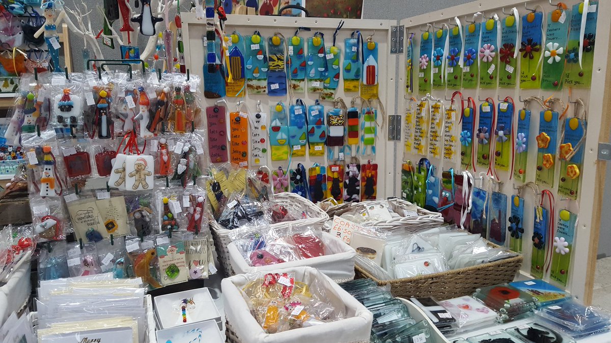 RoyalCornwall's tweet photo. 46 craft stands will be at @TheWinterFair tomorrow. Get ready to shop until you drop (or run out money - whichever comes first) #CWF17 https://t.co/nY7vaEbJ0p