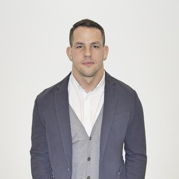 98 matchs de Top14
30 matchs de coupes d'Europe

Depuis hier, titulaire d'un doctorat.
<a href="/BenGuyot/">Benoit Guyot</a>, 28ans, ok