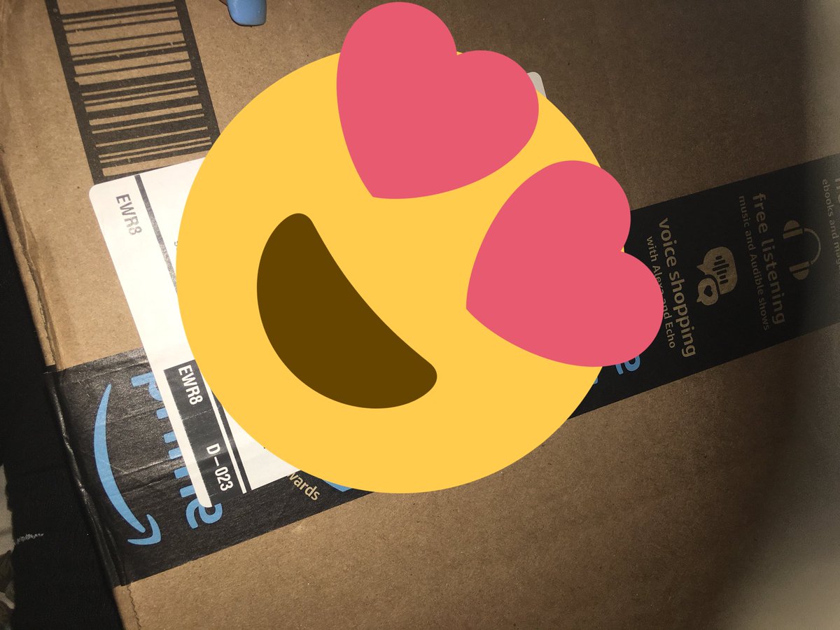 GoddessCamillex's tweet photo. Aww another package is here ❤️ Man I love Fridays = My PayDays #paypig #ebonydomme #cashslave #findom @rt4goddess @FD_RTr @RTP1G @RTbitch9 @ebonydompromos https://t.co/6GZ8XpYfeS