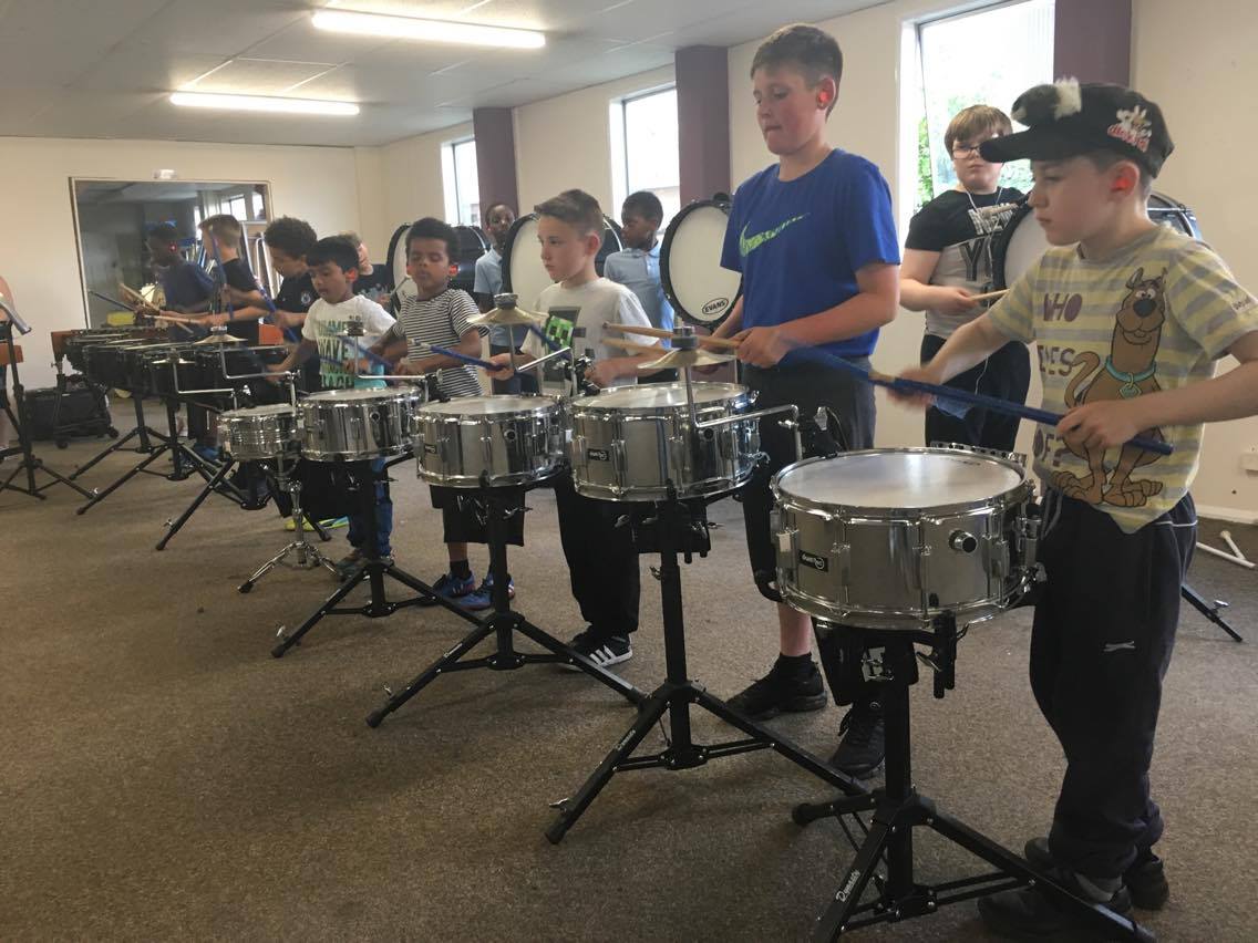 We're back at @MillbrookGC tomorrow morning at 11am for Santa's arrival. We're playing music to help him find his way! And we've been practising lots! #gravesend #xmas