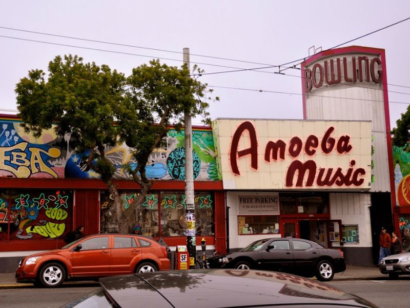 Amoeba Music Records 20 Years On Haight Street sfwk.ly/2yTbnA7