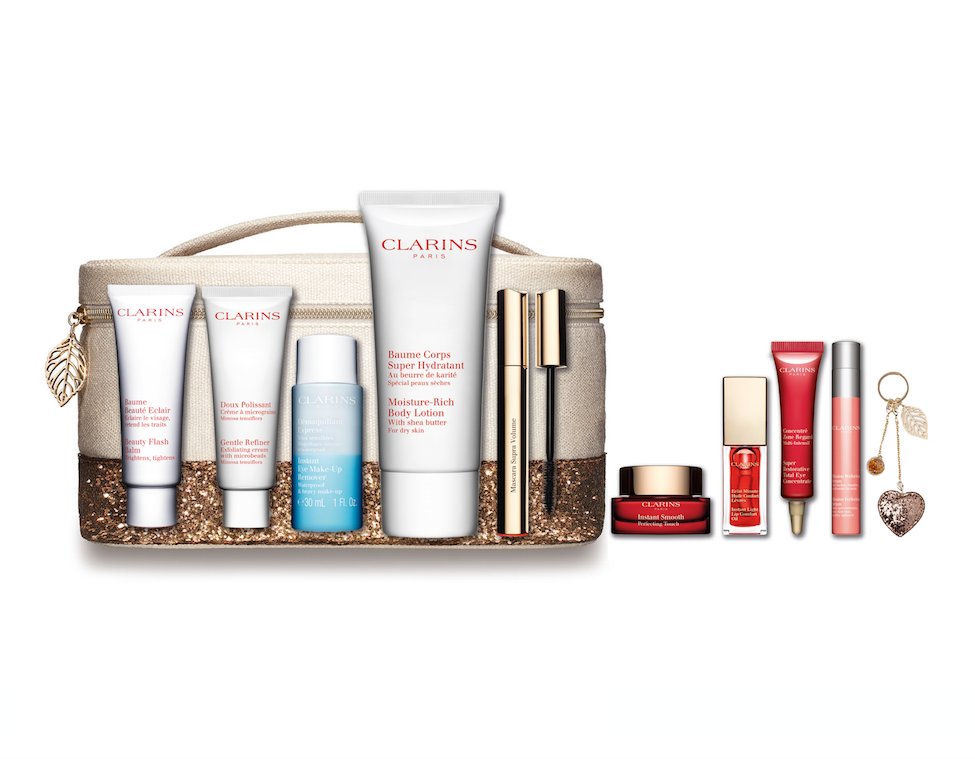 davelackie's tweet photo. NEW Clarins Holiday blog giveaway! Enter here https://t.co/d0Z6RqDREl on blog to #WIN this Clarins purchase-with-purchase set at Hudson's Bay! Amazing products!! Good luck to all! https://t.co/ElYcgVRH7Y