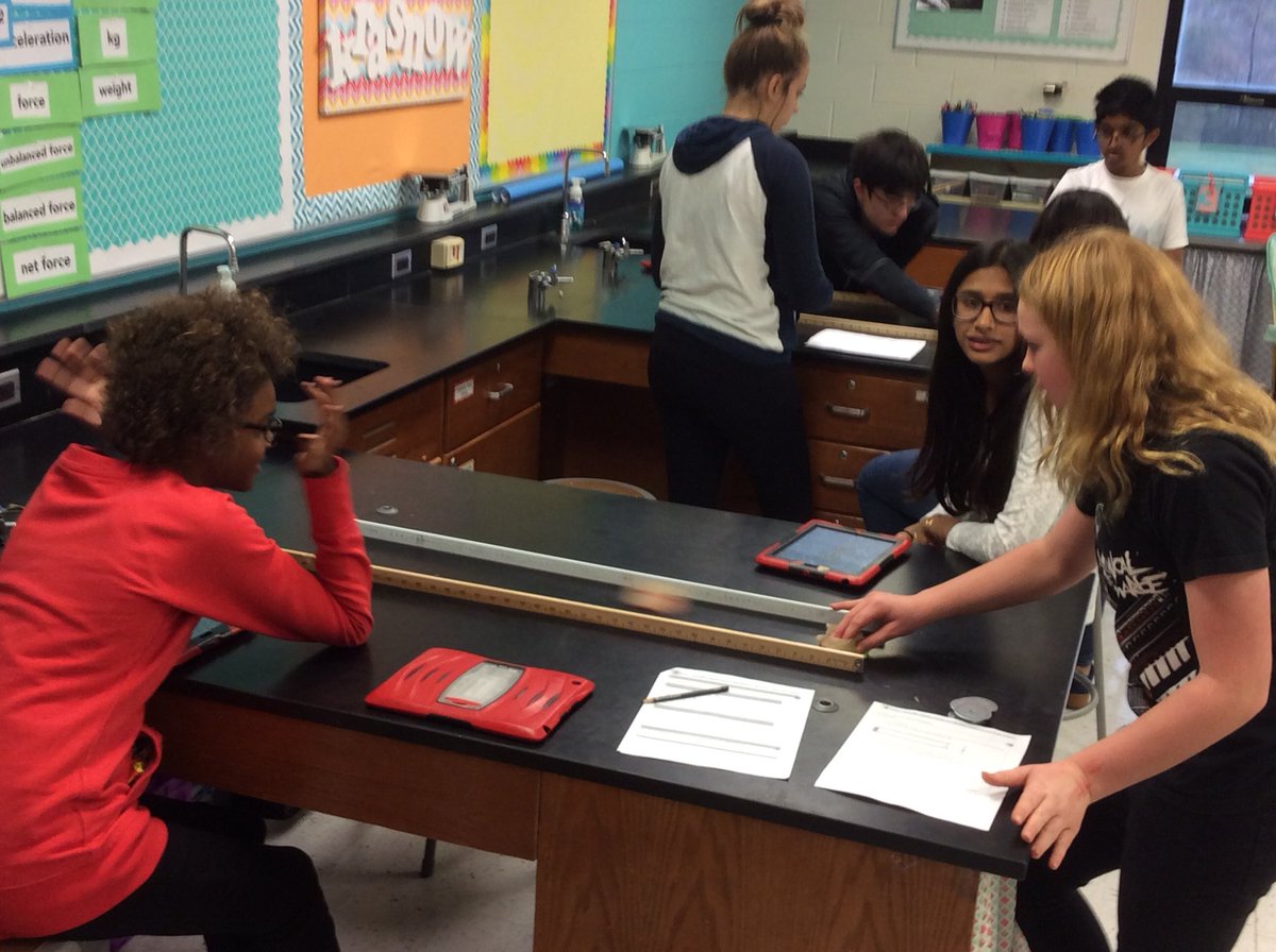 KrasnowScience's tweet photo. Newton’s second law of motion investigation today in 8th grade Science @Prairie220 #lawsofmotion #newton #inquiry https://t.co/8Wm6gas8kC