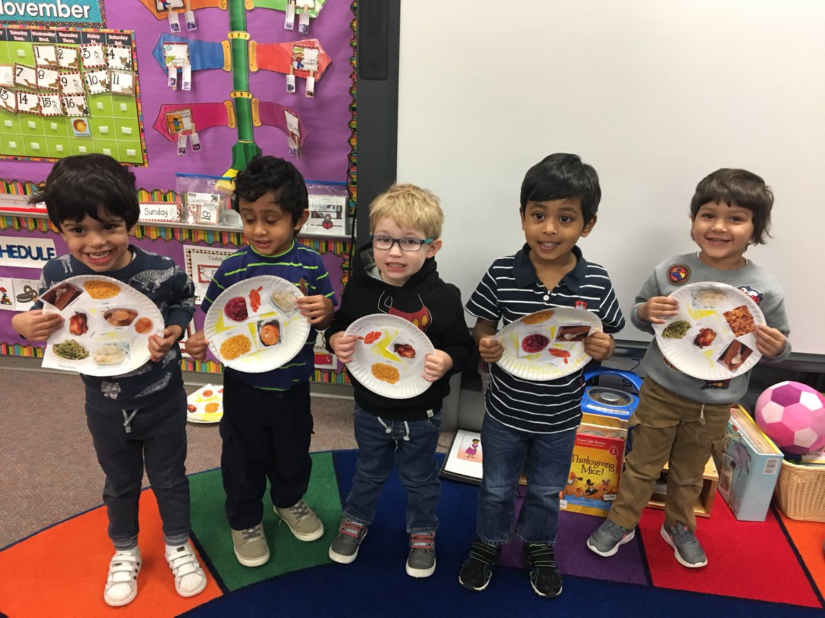 mrsburkec's tweet photo. Getting ready for Thanksgiving! #PESpride https://t.co/E1fltRF76B