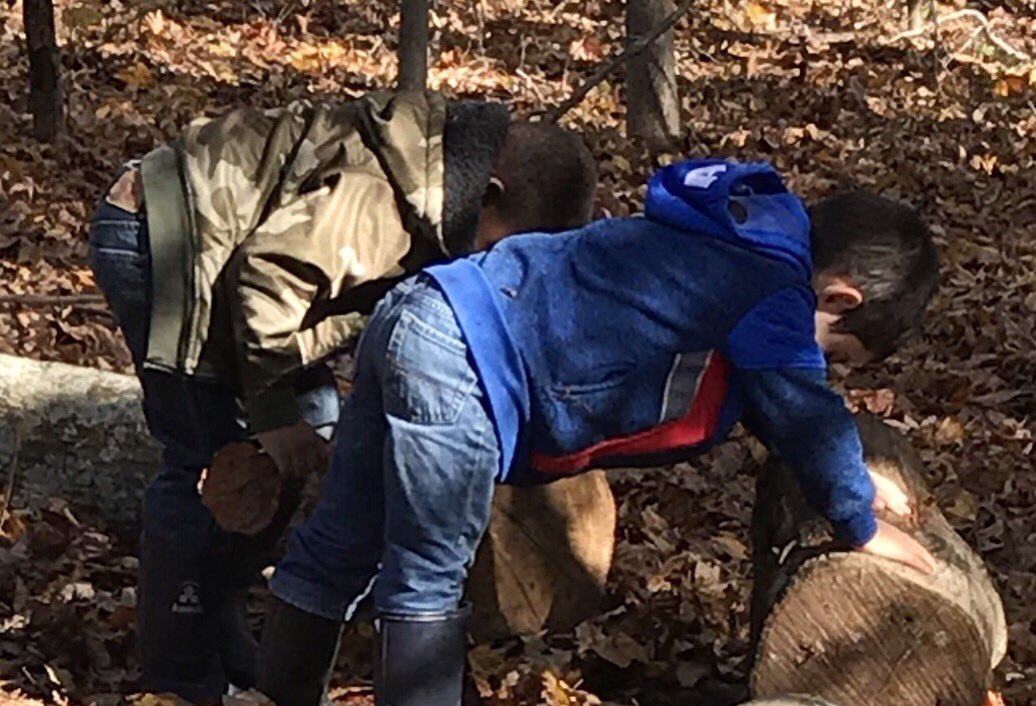 kinderforestsc's tweet photo. It was a great day to hunt worms! Found lots and a frog too! #MonaviewMoments #advocateforplay #4KFun https://t.co/jCa1c2wd4k