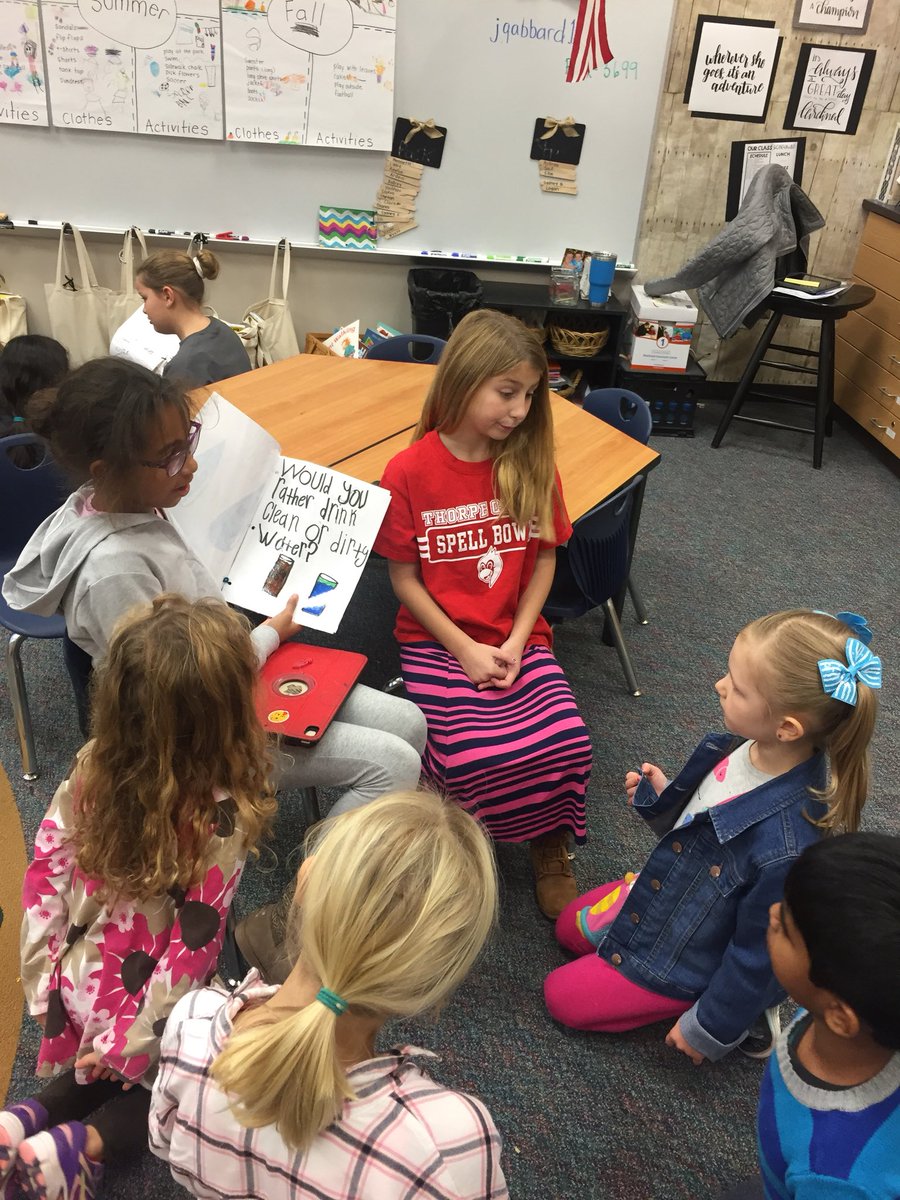 Renick_Class's tweet photo. Sharing what we have learned about the world water problem with our buddies in @MrsGabbardTCE with our books we made! #worldthinkers https://t.co/qZ5Anz4bGI