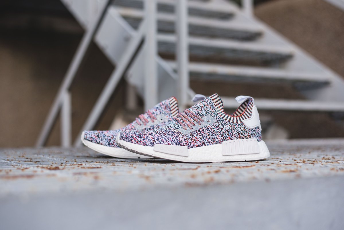 hanonshop's tweet photo. adidas NMD_R1 PK is available to buy ONLINE now!
#hanon #adidas #nmdr1pk
https://t.co/nMEs8XlkLm https://t.co/gB3x6lWpow
