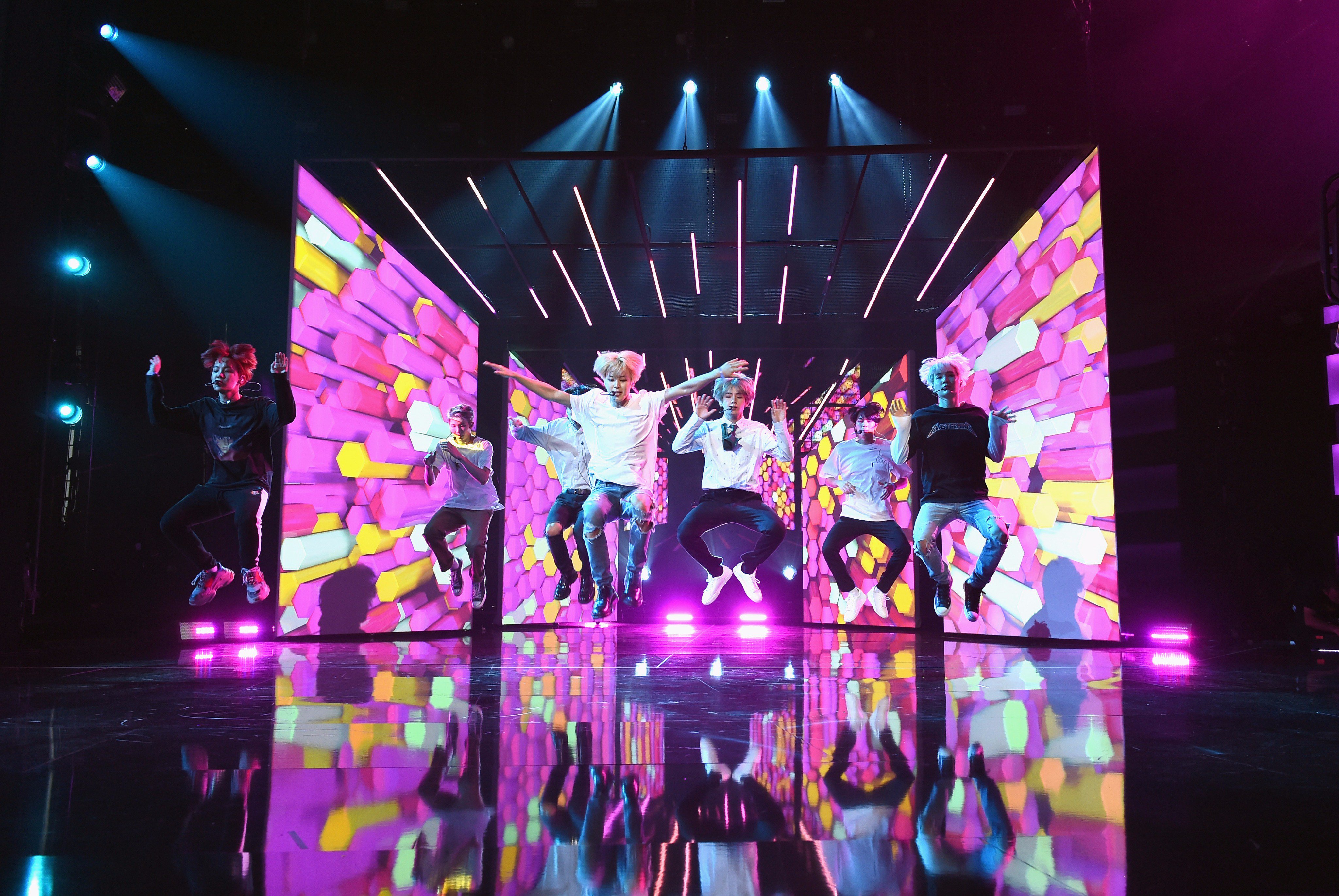 [Picture] BTS at AMAs rehearsals [171118]