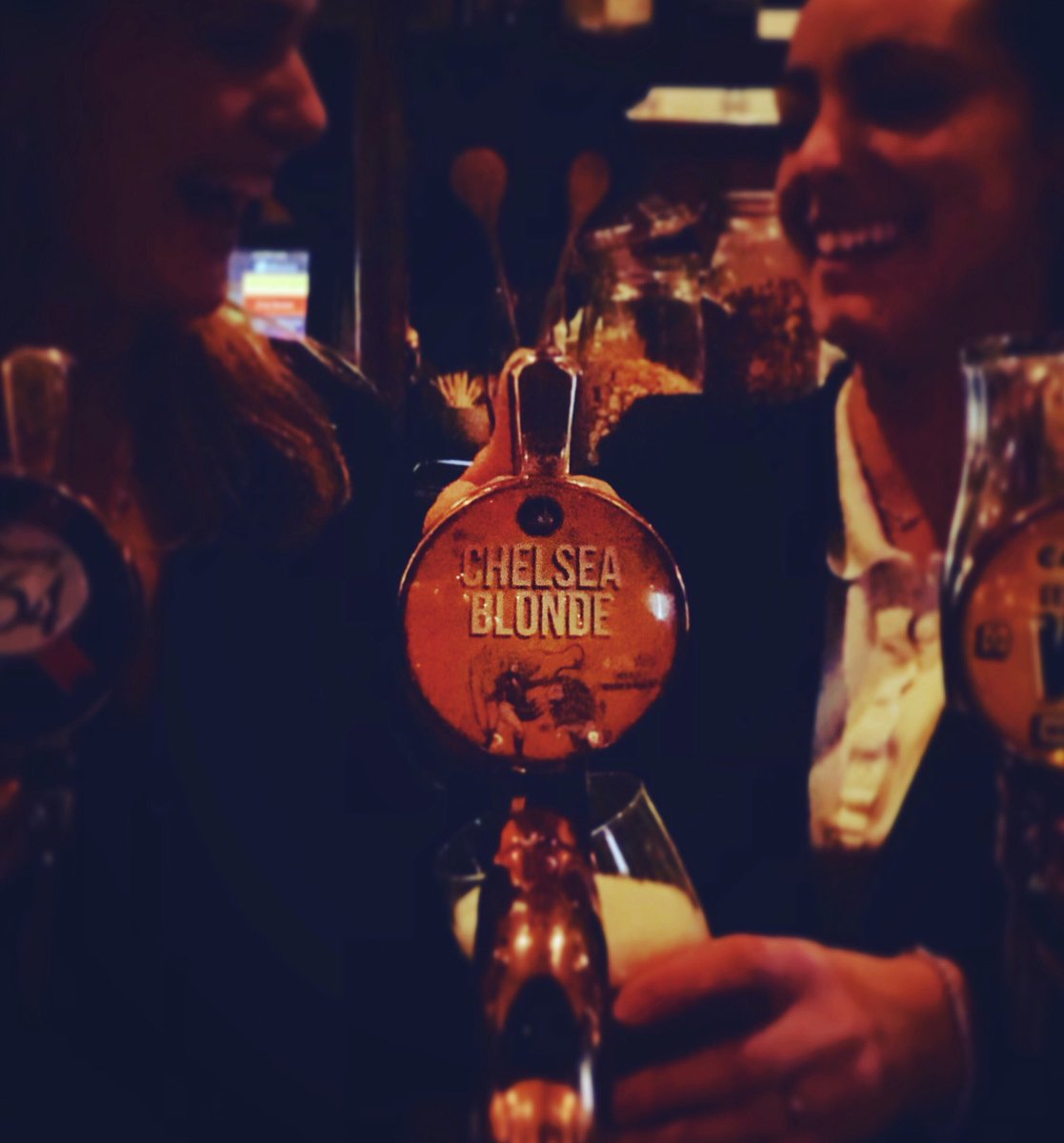 TheAdCod's tweet image. Join the blondes from Chelsea that pour the #chelseablonde from@LDNBEERFACTORY @TheAdCod #FridayFunDay #BeerMenus #DraftKings