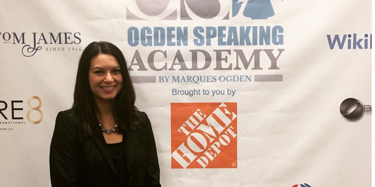 MelissaPearson2's tweet photo. Getting #inspired at the Ogden Speaking Academy. @MarquesOgden https://t.co/4x9mXzp3h6