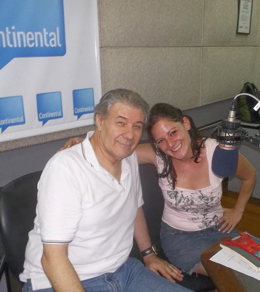 VickyGrigera's tweet photo. Barrilete Cosmico @VHMok de las mejores personas que he conocido en mi vida laboral #victorhugo grande entre grandes https://t.co/Aj5ht60gy4