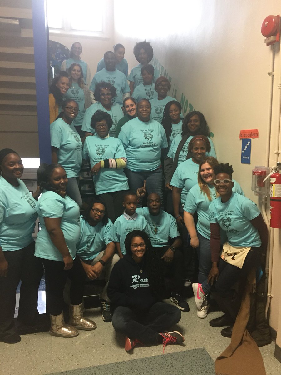 BES2012LLC's tweet photo. Student Appreciation Week - Grand Finale - Music, BBQ and New T-Shirts for students and staff. @dcpublicschools @DCPSCulture #PrepForCollege #PrepForLife #GarfieldPrep #NoDaysOff! https://t.co/0rsv64FLtQ