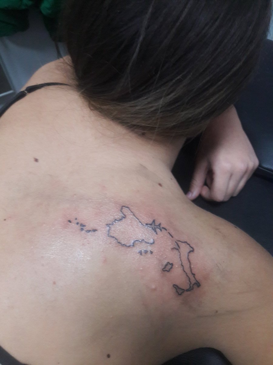 lodofanatica123's tweet photo. oggi ho fatto il mio primo tatuaggio, cosa ne pensi ti piace? ❤ @lodocomello https://t.co/baVaPiEsaF