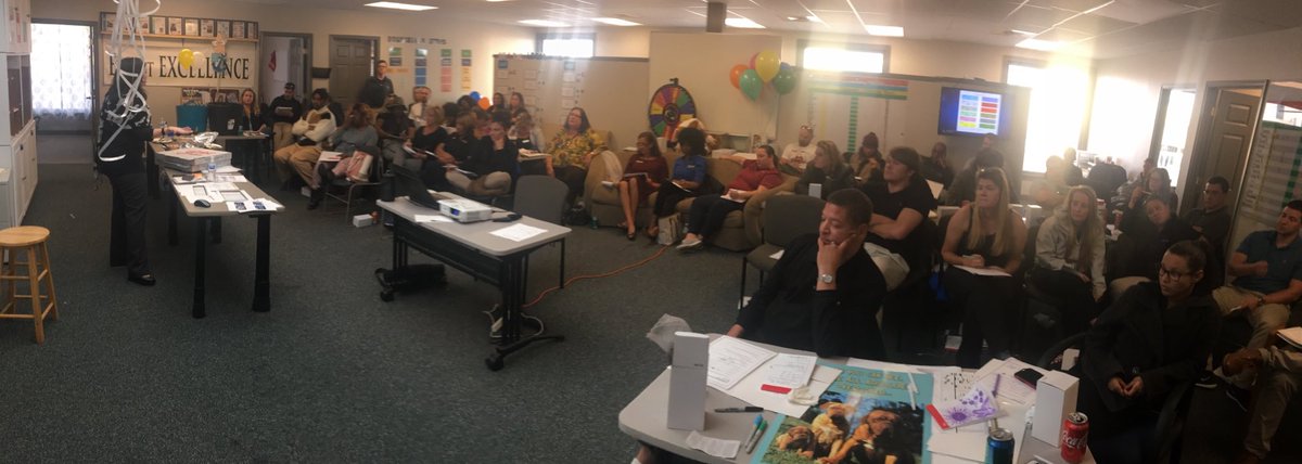 Wayne_C__'s tweet photo. This marks the day #TeamVBOPC committed to #VBeGreat. Our 2018 rally in action! #VBelieve   💪🏽 https://t.co/115XVTYMXs