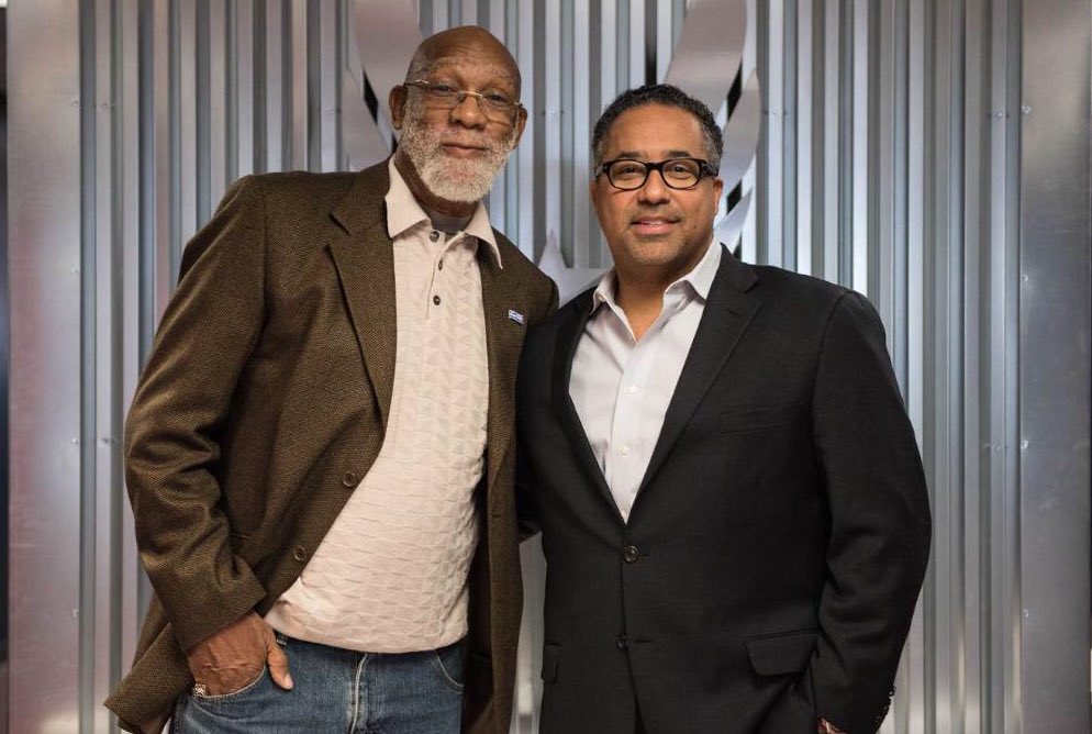 sbark1984's tweet photo. Guess who came by the National office today? Yes the one and only the #great and #legend @drjohncarlos1968 #USATFALUMNI #TEAMUSATF John W. Carlos https://t.co/kS64gODWSG