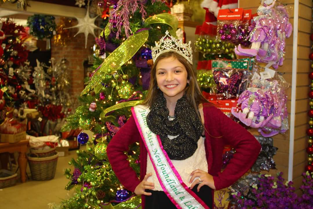 JuniorMissNL's tweet photo. Melissa is gearing up for a busy holiday season. Check out our facebook group for details on her upcoming events and photos! #JMNL https://t.co/eK6lLzj4XF