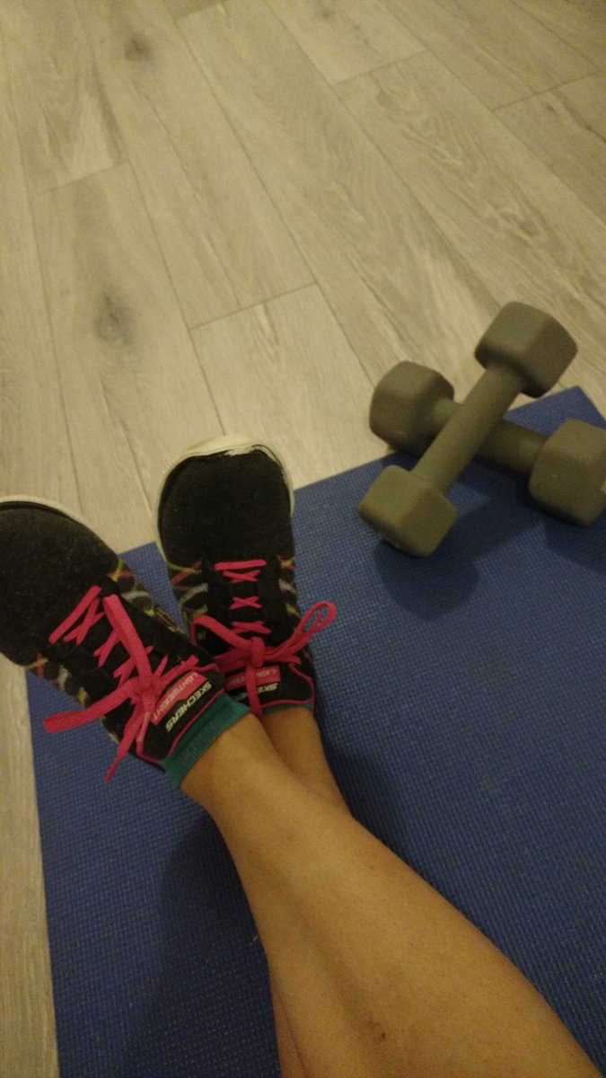 PaigeHoneycutt1's tweet photo. Today was tough, but I haven't had enough! #StillPushing #Day4 #beachbody #ChiselEndurance https://t.co/L1jb6cGzCm