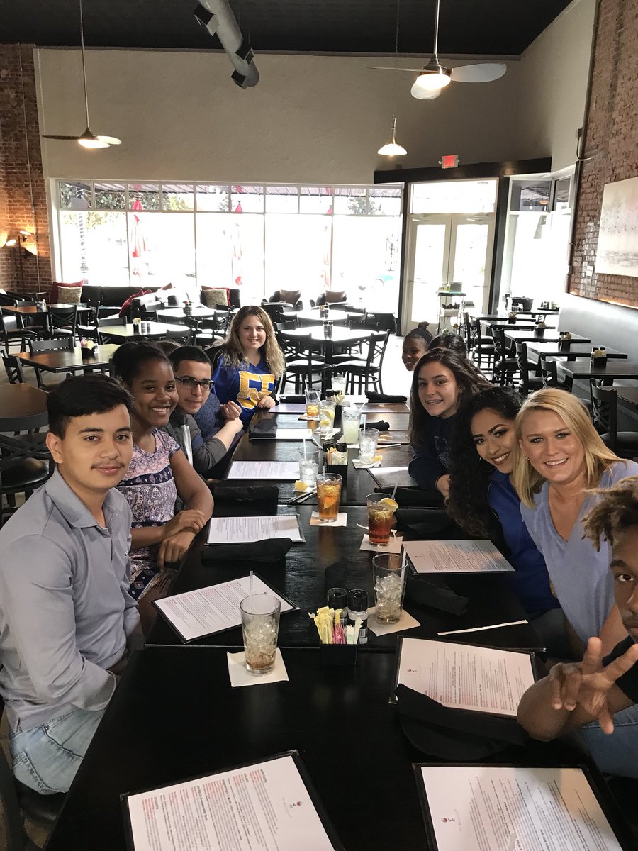 pamelakcarter's tweet photo. Field trip culinary arts #sulsprhs #sshscte https://t.co/cYMxDsDgYT