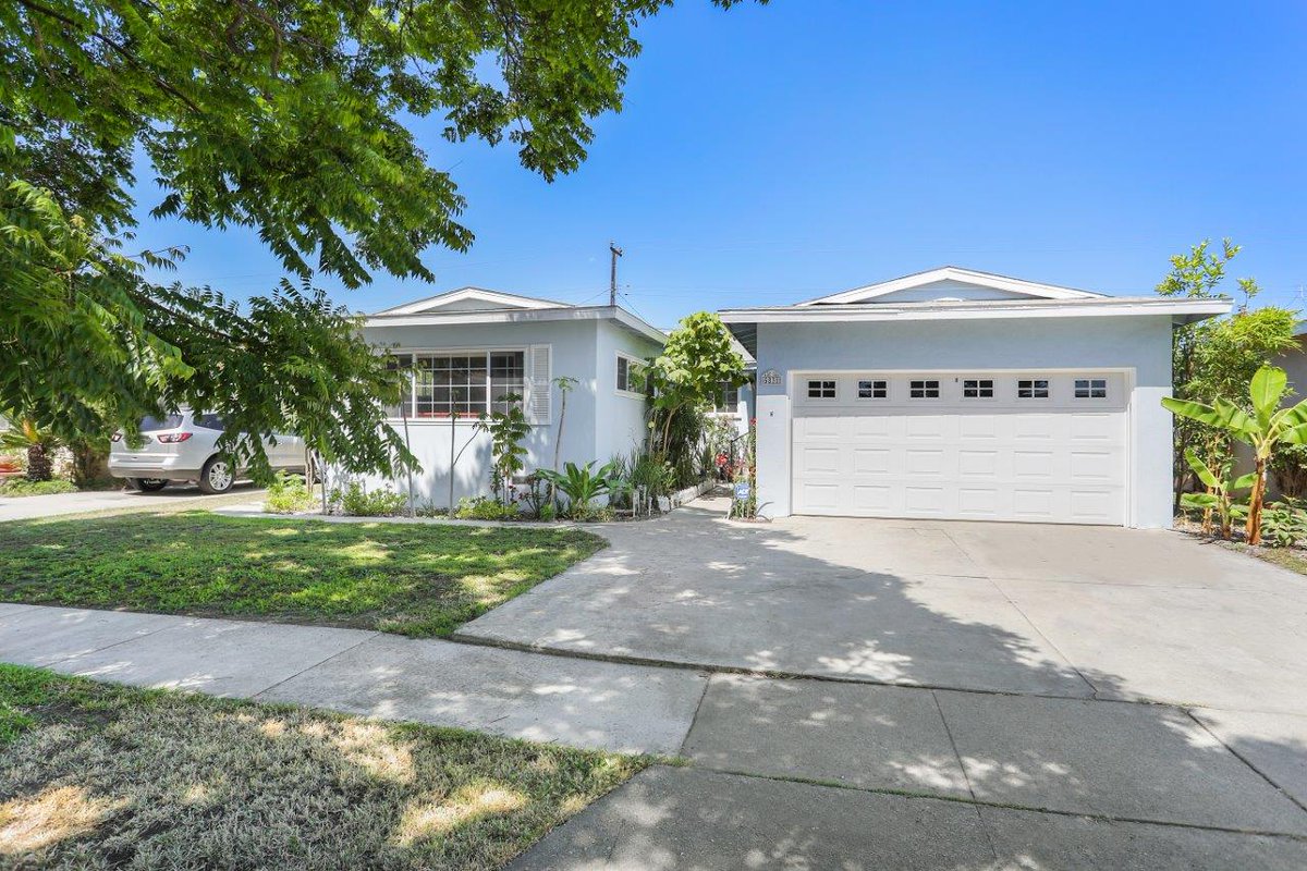 andersonreg's tweet photo. JUST SOLD!!!
5831 Fanwood Ave, Lakewood, CA 90713
Thinking of selling or interested in learning what your home is worth? Get your free home evaluation here: https://t.co/qGJO9zdYSr
#AndersonREG #hardwoodfloors #spaciouslivingroom #slidingglassdoors #lakewood #justsold https://t.co/2N1TwwtgdQ