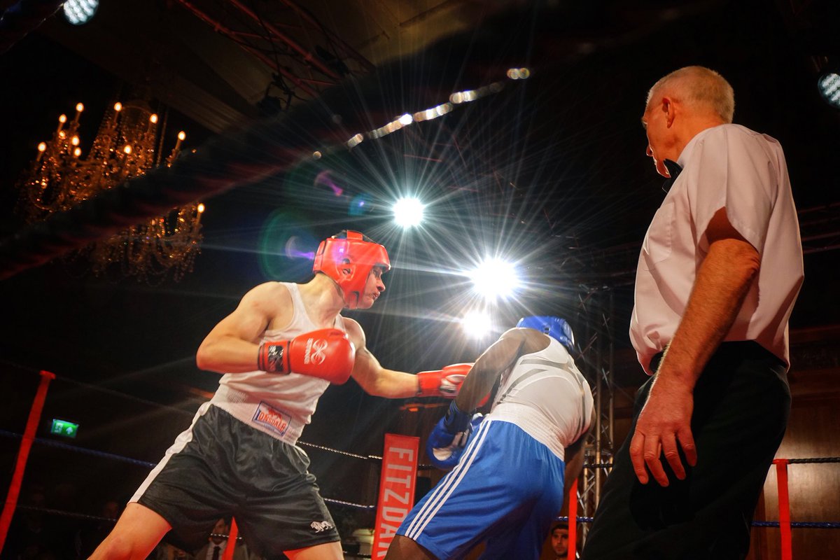 tr_howard's tweet photo. Watching the future of boxing unfold in front of me @TheNedLondon courtesy of @Fitzdares. #FightingFutures 🥊 https://t.co/su3QInSeYO