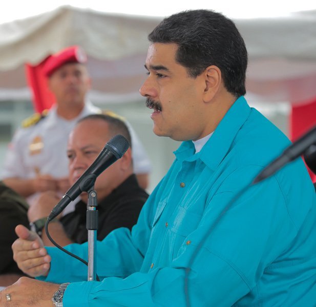 vipreseg's tweet photo. #EnVivo | Pdte. @NicolasMaduro: Los invito a tod@s a visitar la ExpoCriminalistica y vamos a extenderla una semana más para que todos conozcan las mejores investigaciones que tiene el Cicpc #GMJSEsPaz https://t.co/Pw97BWVBov
