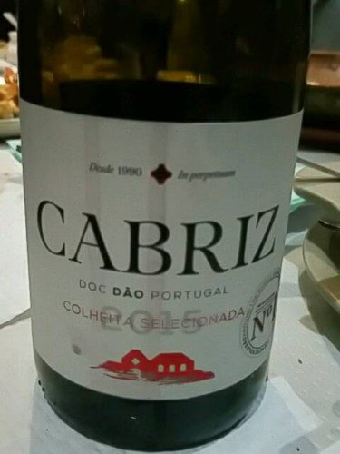 ajvctrindade's tweet photo. Veja só este vinho. Estou atribuindo 3 de 5 estrelas com o aplicativo @Vivino:https://t.co/usKtaQLgui https://t.co/DcsW0MioY4