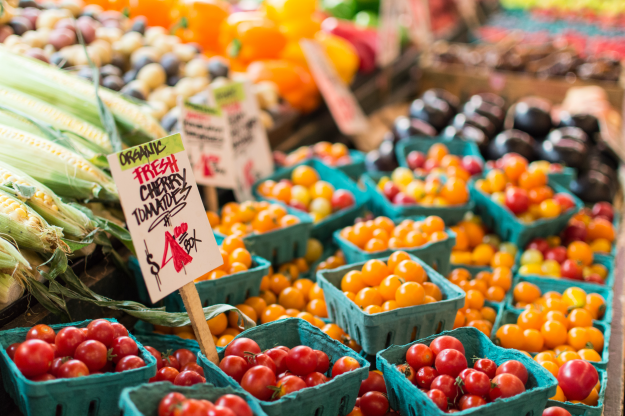 FoodForce_'s tweet photo. Plant-based dishes, puffed snacks, and super protein powders are just a few trends you should keep an eye on next year. #greatjobeverybody https://t.co/rJln4ZqcV8 https://t.co/v4ZNo9gZEg