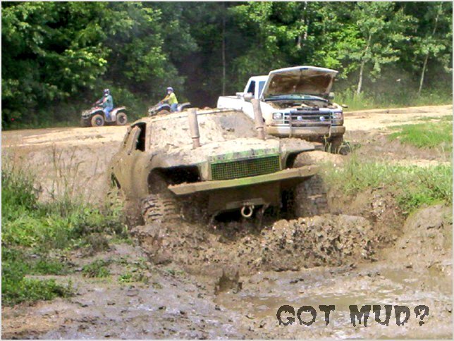 fyvie2's tweet photo. God willing, I'll never stop throwing mud.

#GotMud #MoundsORV @MuddyOffRoad https://t.co/xN7AOngSSx