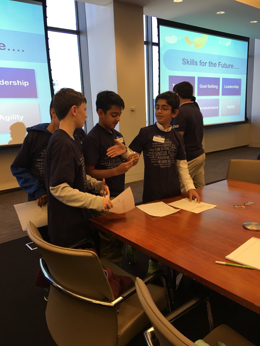 CSibirzeff's tweet photo. So proud of our scholars at CFES Mentor Training today in NYC. Introducing yourself to someone you don’t know is a skill and they rose to the challenge and learned the merits of networking. Thank you Angel @CollegeFES for a great day!#SPSinspire #SPSpride #StamfordPublicSchools https://t.co/m3RdZSxjGE