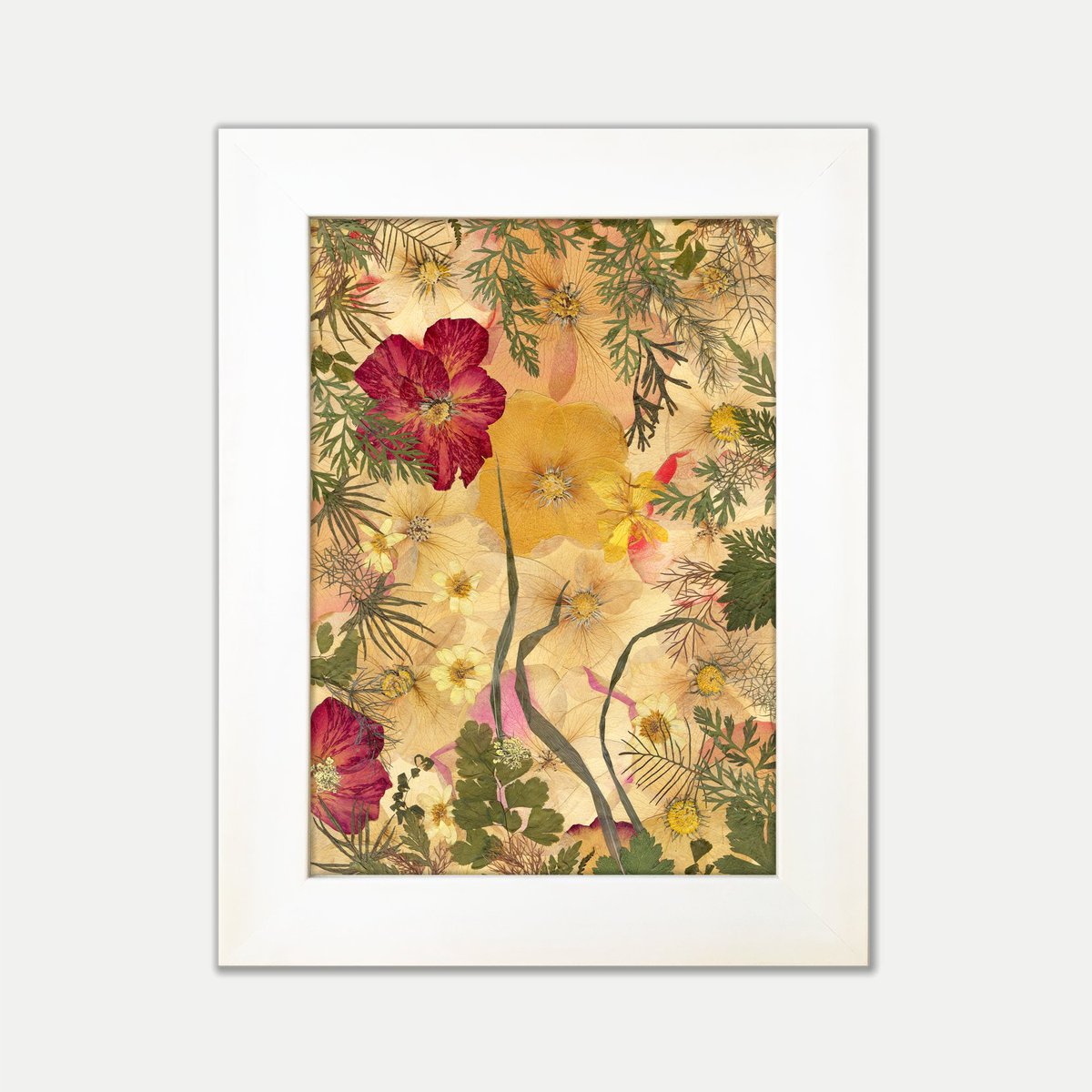 I use flowers from my garden. Each flower petal is stored under the press for at least one month etsy.me/2mAT2Gs #floralbeauty #homedecor  #pressedflowers  #driedflowers  #wallarts