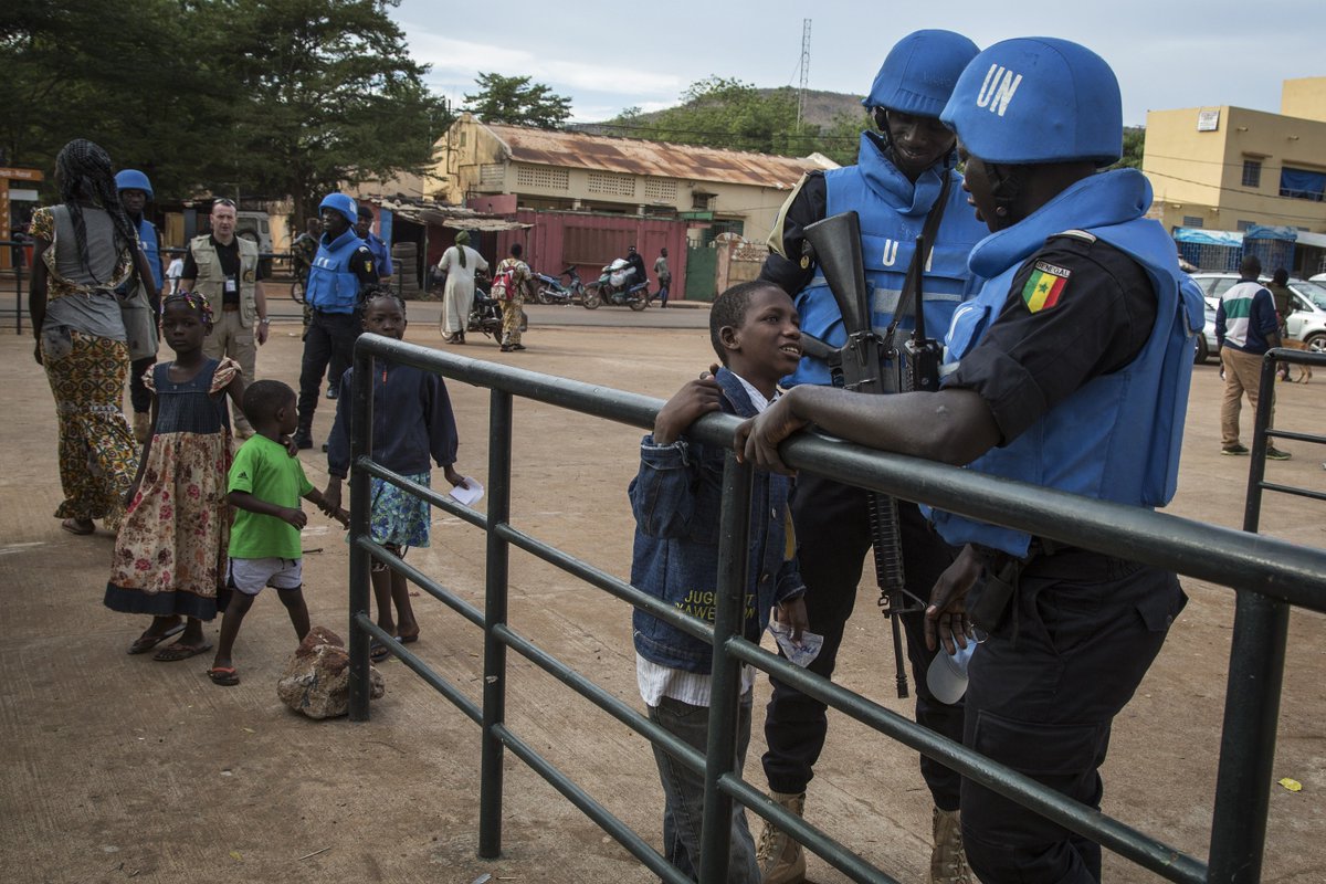 This week Canada launched the "Elsie Initiative" to help develop of a systematic approach to deploy more women in <a href="/UNPeacekeeping/">UN Peacekeeping</a> operations. See why: pm.gc.ca/eng/news/2017/…