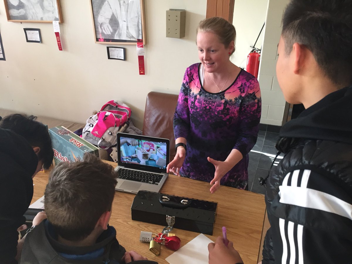 RosseauLake's tweet image. Students exploring #ActiveTime Specialty Clubs options. #DiscoveryDays #RLCLearns