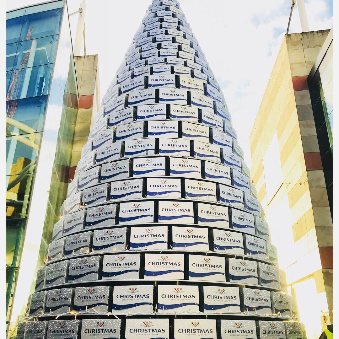 DHBlive's tweet photo. 8 meter tall @Lurpak Butter Christmas tree live all weekend... sample freshly cooked treats while getting your Xmas shopping started (or finished!) in #Birmingham this weekend at #RotundaSquare. 
Next Stop #Westfield #London - 24th to 26th! https://t.co/bd9hxXq7Up