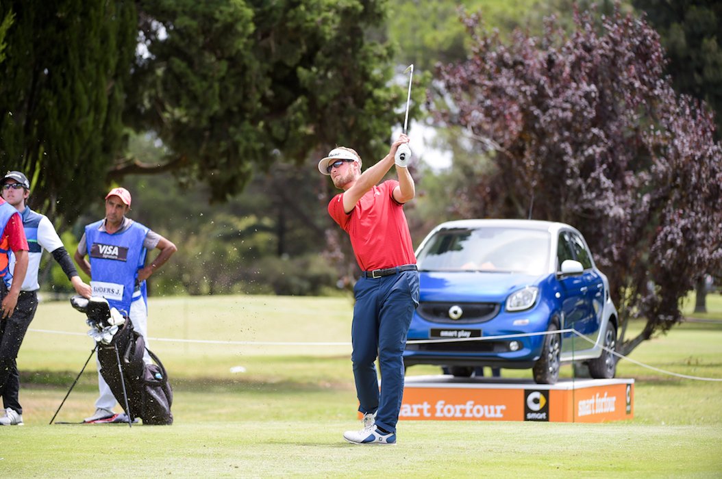 Golf360com's tweet photo. Tyson Alexander pega fuerte en el 112° VISA Open de Argentina presentado por Macro #pgatour #golf360 #gmmg #argentina https://t.co/TujRhgruVW https://t.co/RAiadR6v5z