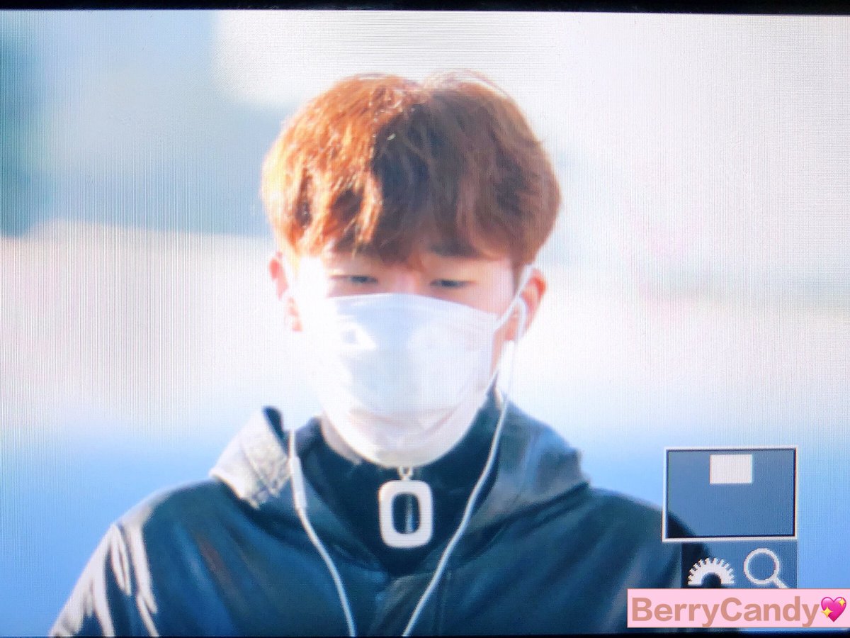 BerryCandy0428's tweet photo. 171118 인천출국 #성규 #Sungkyu 오빠 오랜만이에요ㅠㅠㅠ 오늘 도 여전히 멋있어요 💕 https://t.co/WKZiQFPY54
