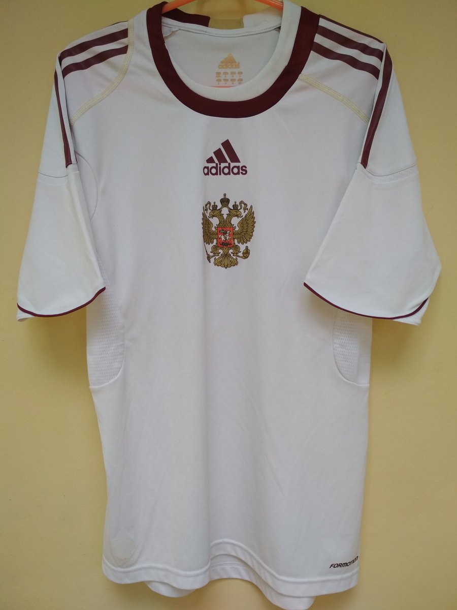 #Jersey4sale Rusia 2010 Formotion, sz S, VGC, minus tanyakan saja ke WA 08985221823 <a href="/Kaen_Futbol/">Kaen Futbol</a> <a href="/Jerseyforum/">Si Paling Jersey</a> <a href="/LennonNMe/">LNM</a> @_OriginalKit