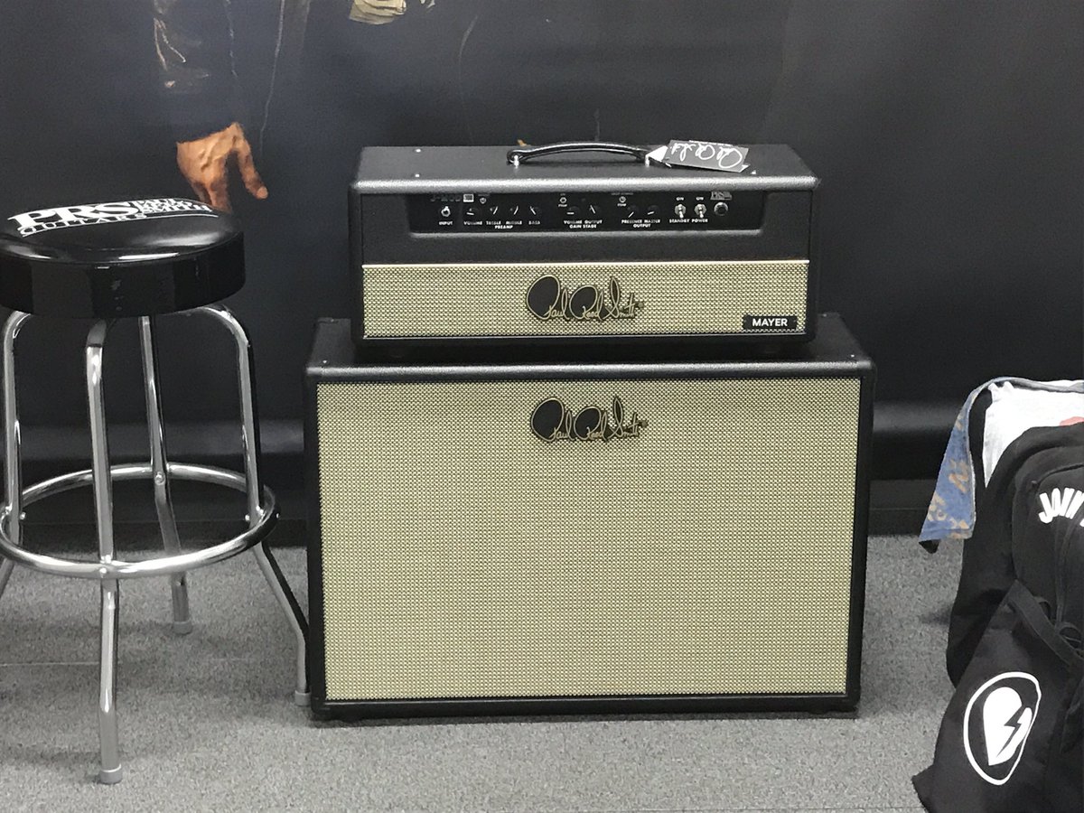 ishibashimusic's tweet photo. 会場の隅にある部屋には、こんな物が…音が聞きたい… #prs #prsexperience #experience https://t.co/xiDxFqb33M
