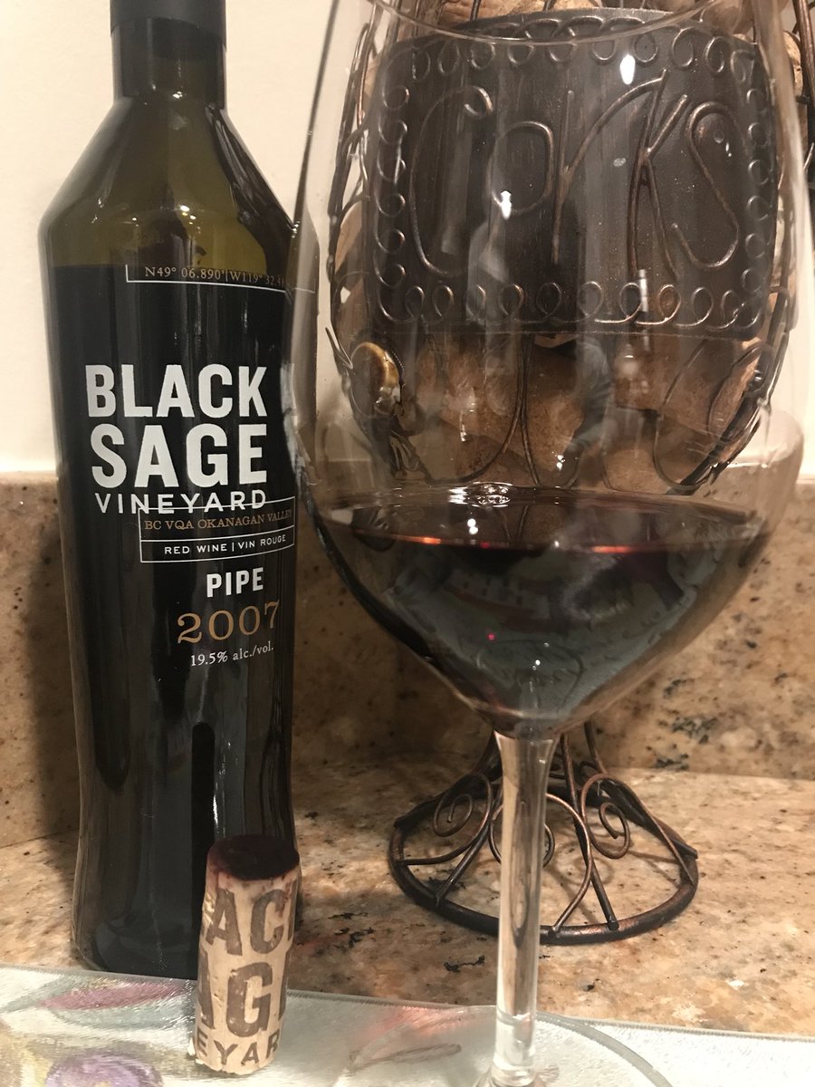 Irie_Wine's tweet photo. Got this 2007 @BlackSageWine VQA beauty during #wbc13 in the #okanaganvalley #britishcolumbia !A lovely #canadian #port that has age beautifully; tertiary flavors linger of the palate and packs a punch 👊🏾with 19.5% abv.✔️ https://t.co/XuhIyAiDWf