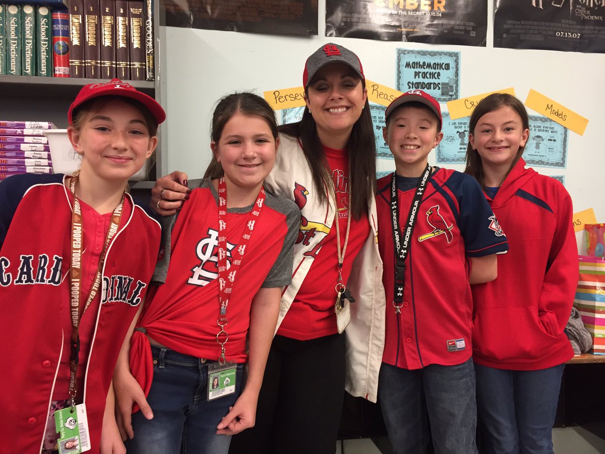 MrsHuberPCSD32's tweet photo. #AmericanEducationWeek ended with some #stlcardinals. #PCMSD32 #weareD32 https://t.co/M6VbeIdwwl