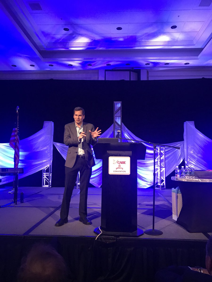 CTAssocBdsofEd's tweet photo. .@Pogue entertains us at this evening’s banquet sponsored by Berchem Moses PC. #CABECAPSS2017 https://t.co/05xuhYHZxs