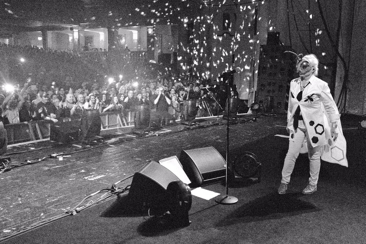 BlondieOfficial's tweet photo. Thanks to all of you for coming to our shows in the UK! Tonight @O2academybrix                                pic @chrissteinplays https://t.co/FdlsKdcOue