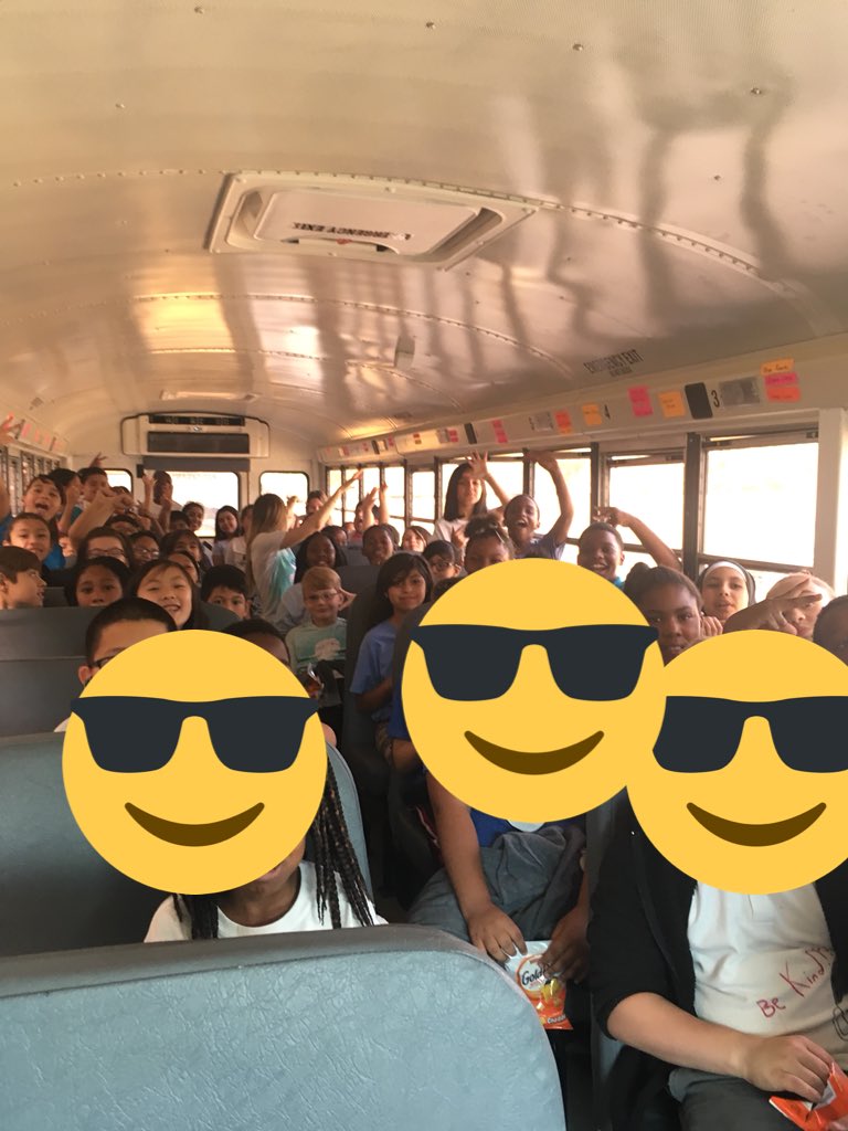 HajdukKayla's tweet photo. Field trip to see Wonder https://t.co/JChX1HzeL1