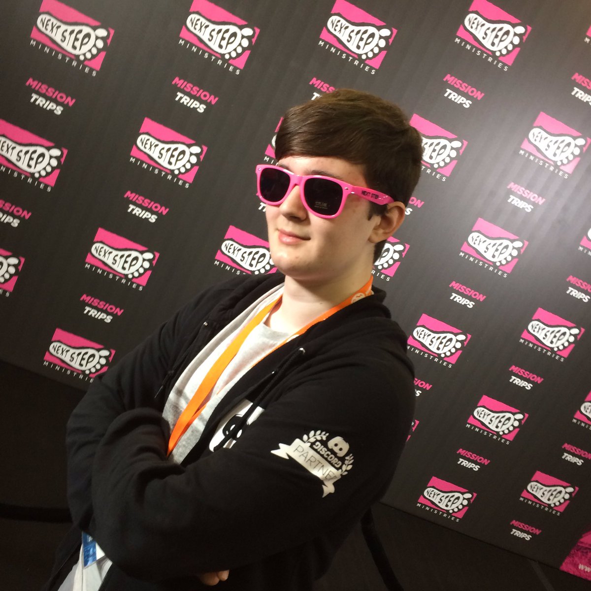 EvanZir's tweet photo. Hanging out at the @nextstepbuzz booth at #NYWC17 https://t.co/mXchRQP4Sh